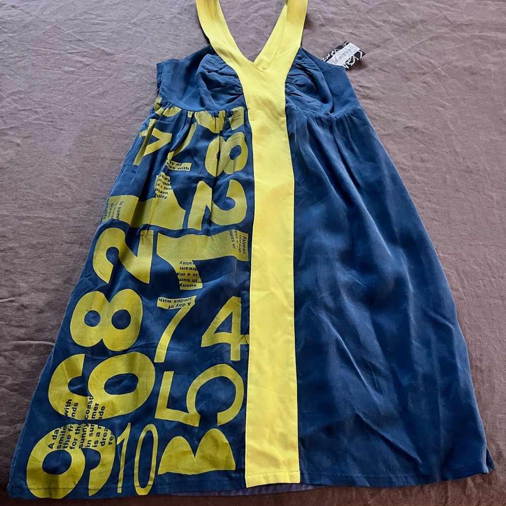 Summer midi 100% silk dress. Angie Studio Boutique in Barcelona.